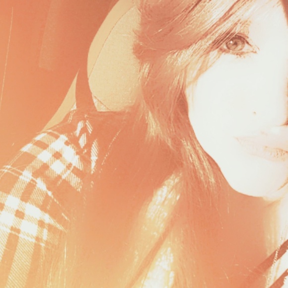 Meet your Posher, Merry - Picture 2 of 2